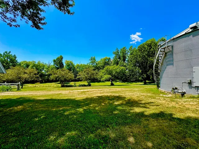 $550,000 | 1184 Il Rte 10, Monticello, IL 61856