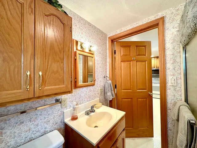 $550,000 | 1184 Il Rte 10, Monticello, IL 61856