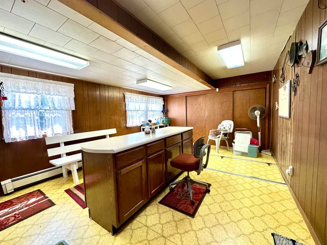 $550,000 | 1184 Il Rte 10, Monticello, IL 61856