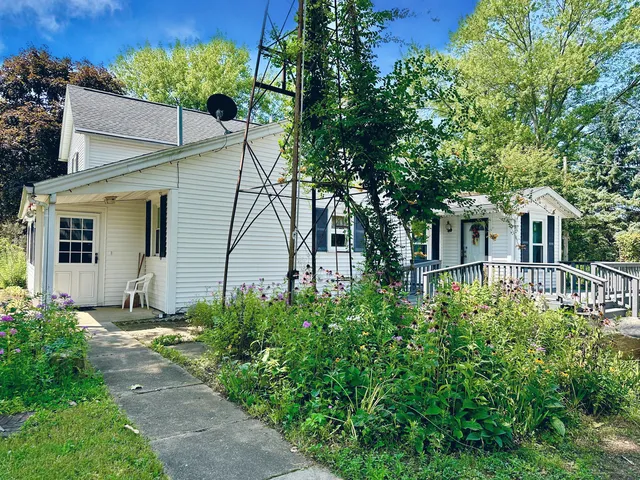 $550,000 | 1184 Il Rte 10, Monticello, IL 61856