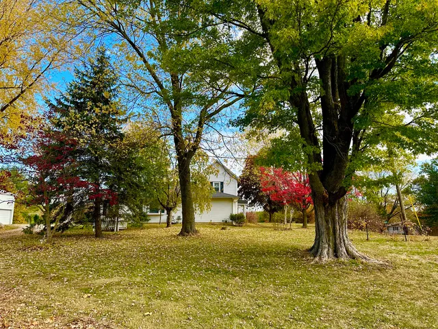 $550,000 | 1184 Il Rte 10, Monticello, IL 61856