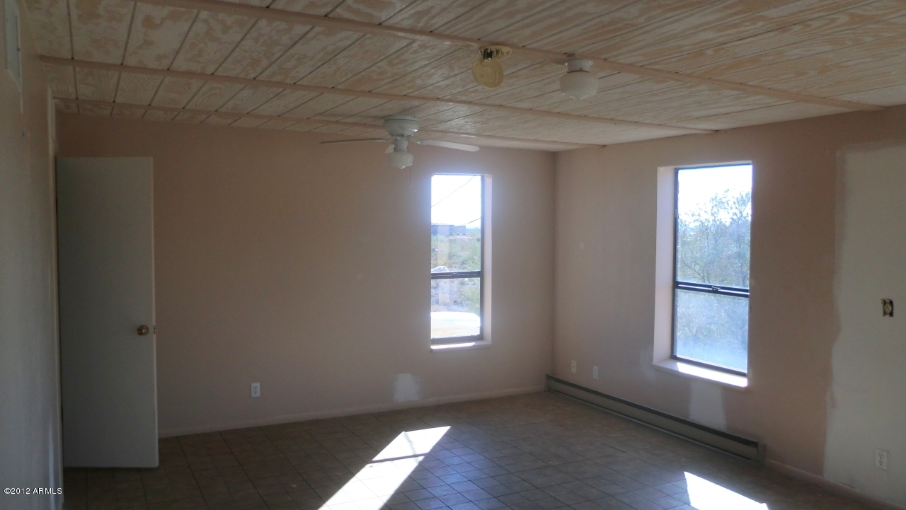 2708 North Sunset Road Apache Junction, AZ 85119 - Photo 20 of 28 BEDROOM OR ADDITIONAL FAMILY ROOM