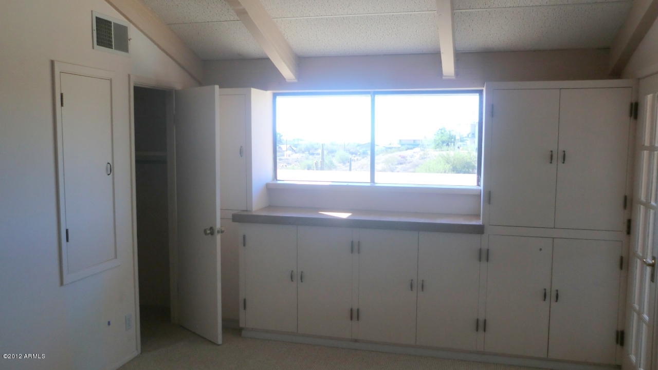 2708 North Sunset Road Apache Junction, AZ 85119 - Photo 24 of 28 ONE SIDE OF MASTER BEDROOM