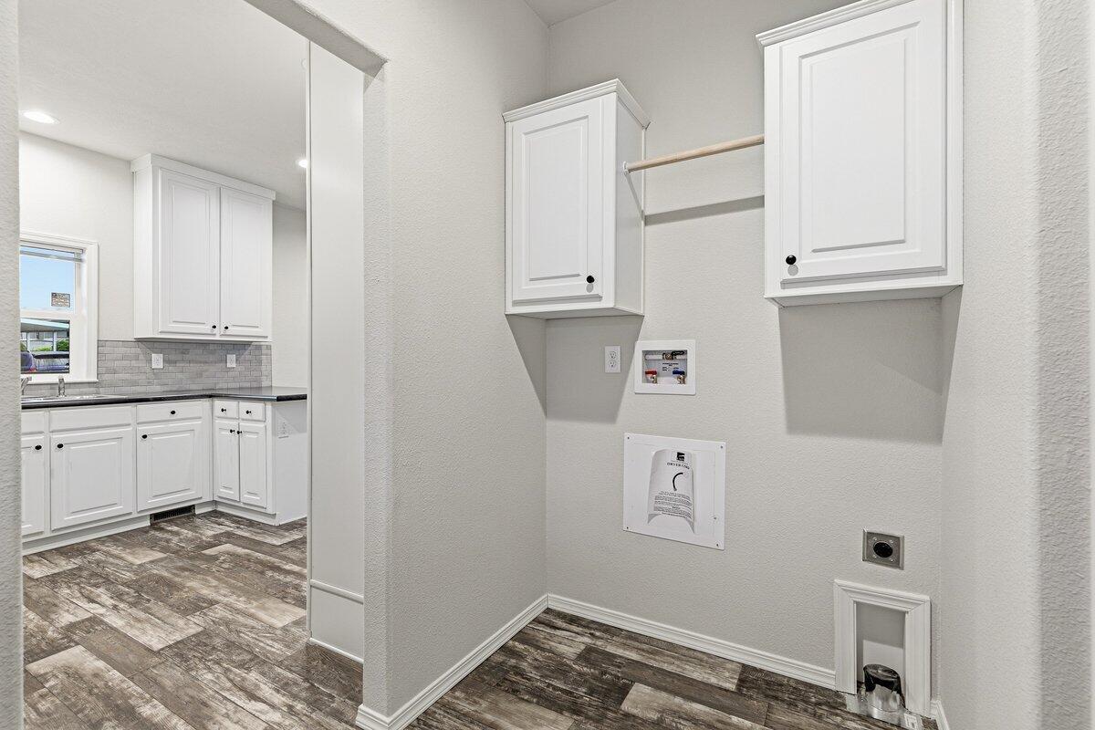 8401 Old Stage Road, Unit 25 Central Point, OR 97502 - Photo 15 of 17 20-2