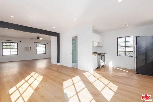 $2,695 | 822 North Detroit Street, Unit 826 5, Los Angeles, CA 90046