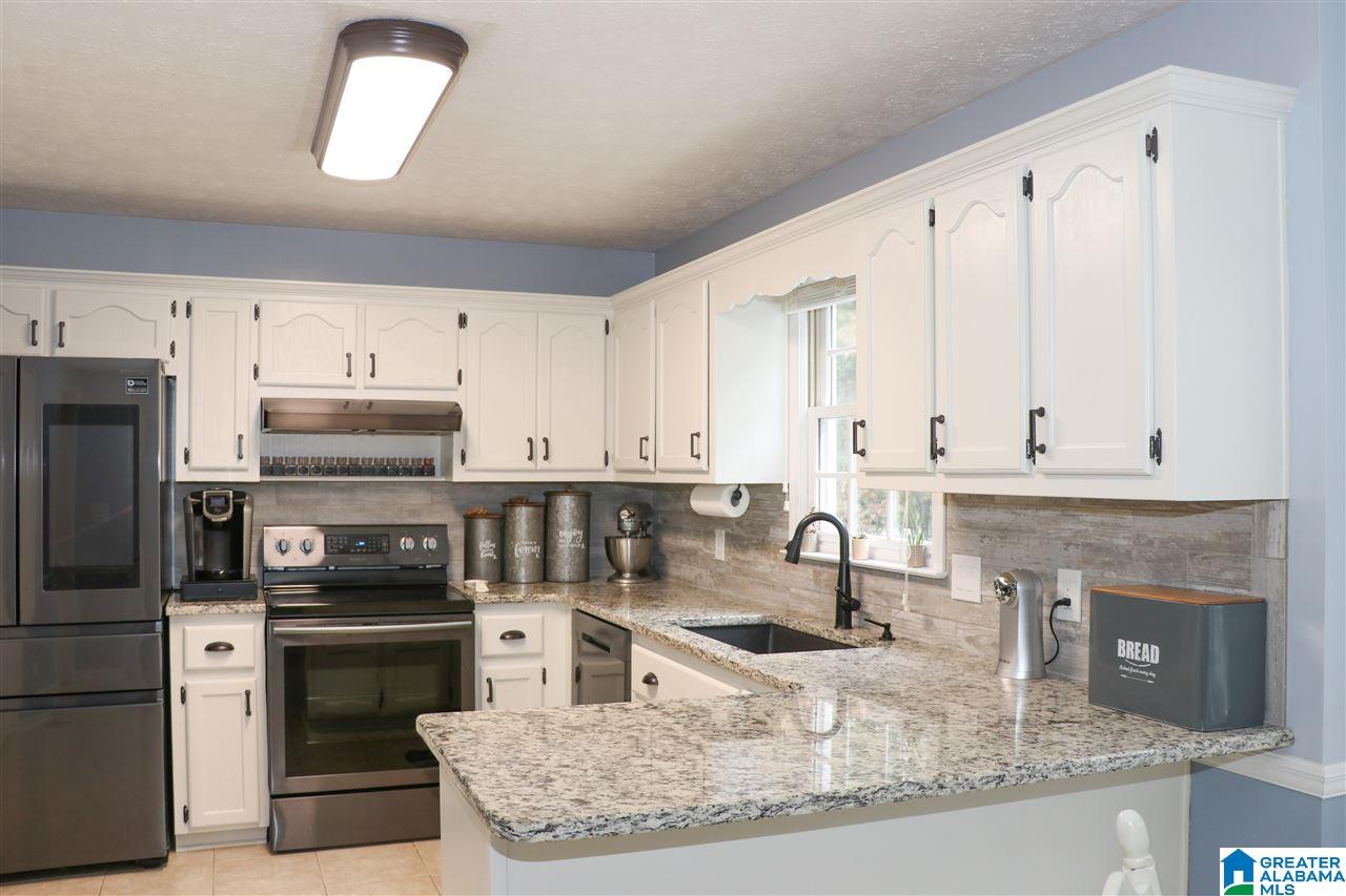 919 Falling Star Lane Alabaster, AL 35007 - Photo 10 of 36