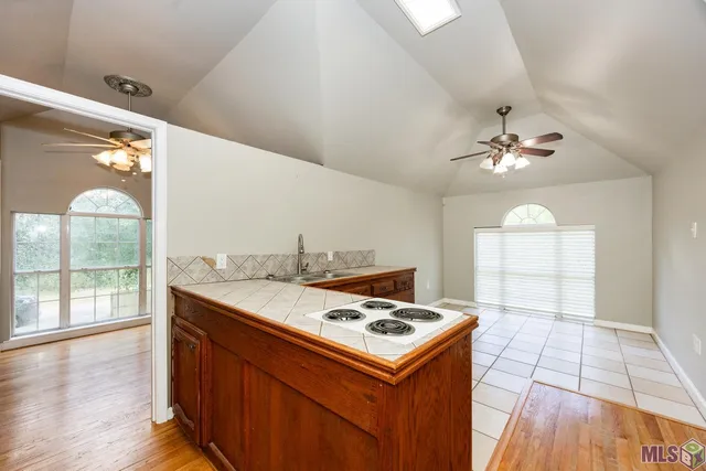 $735,000 | 25798 Highway 42, Holden, LA 70744