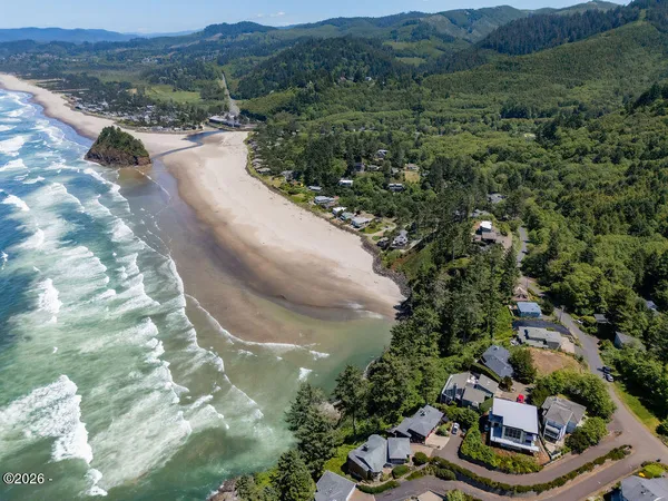 $469,000 | 3102 South Beach Road, Neskowin, OR 97149