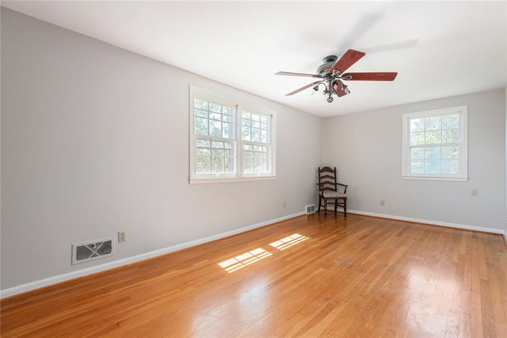 5134 Fall Creek Road Indianapolis, IN 46220 - Photo 22 of 31 Gallery Image 22