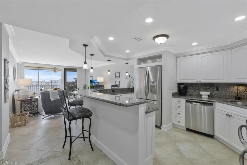 5 Bluebill Avenue, Unit 812 Naples, FL 34108 - Photo 15 of 32