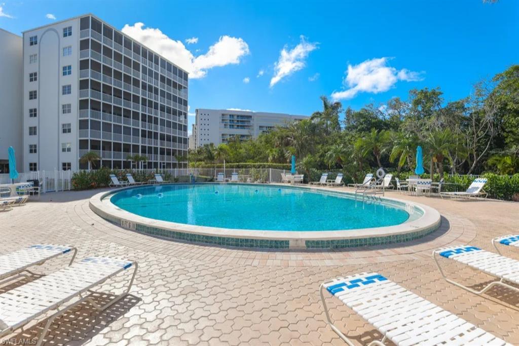 5 Bluebill Avenue, Unit 812 Naples, FL 34108 - Photo 25 of 32