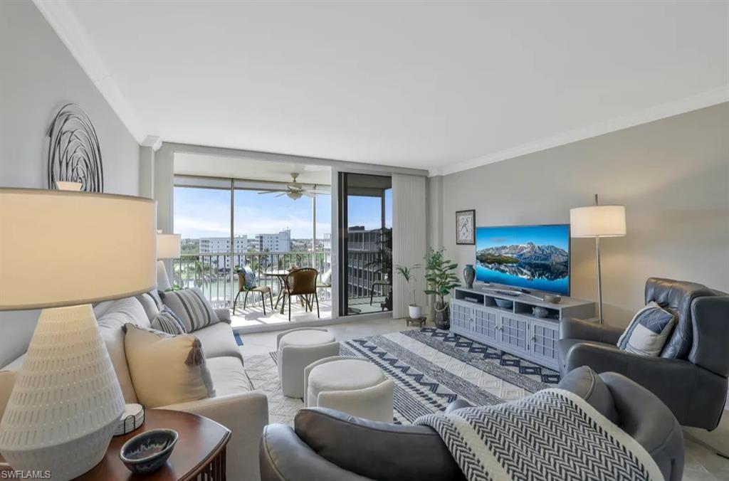 5 Bluebill Avenue, Unit 812 Naples, FL 34108 - Photo 5 of 32