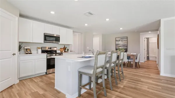 $335,070 | 11050 Northwest 167th Terrace, Alachua, FL 32615