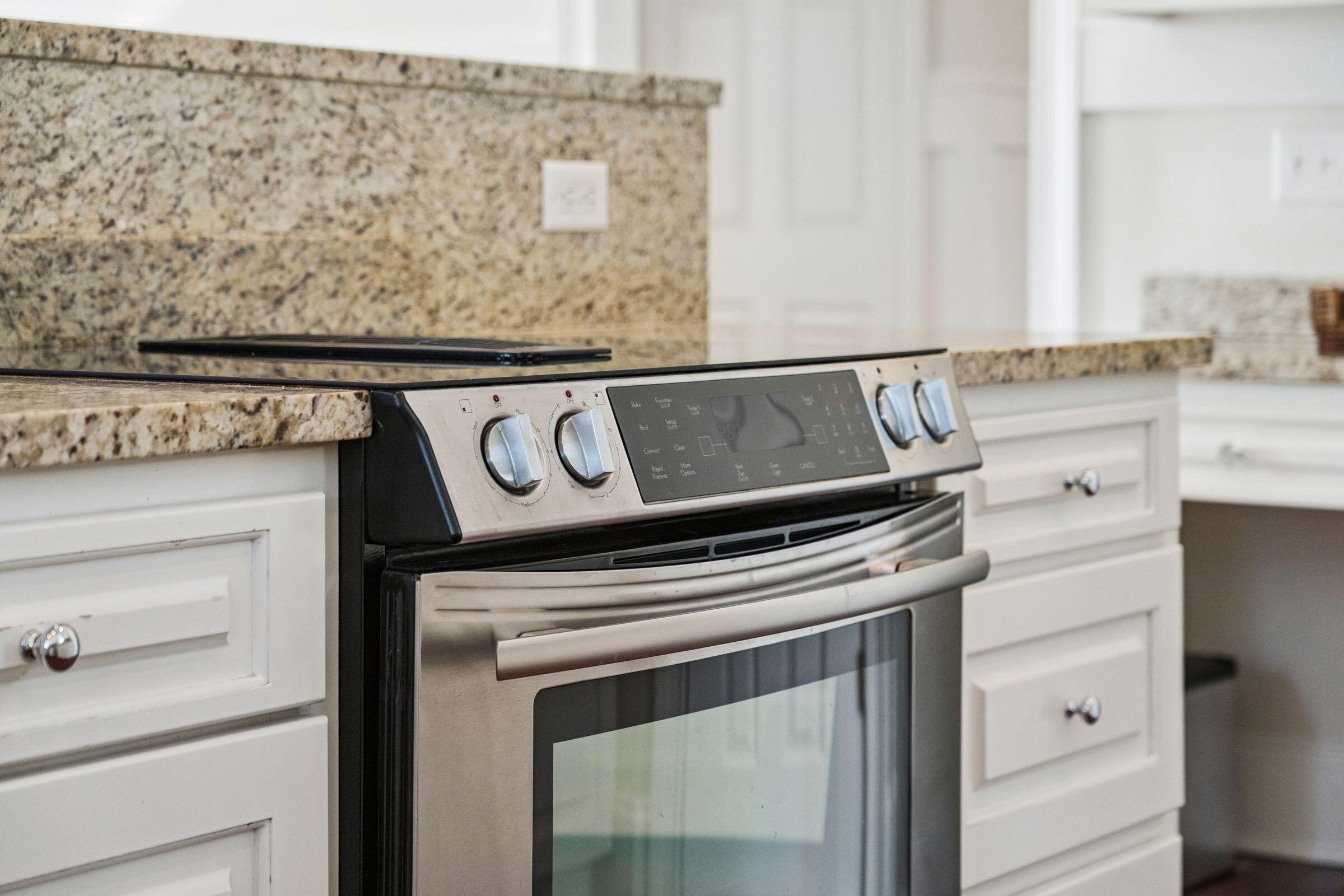 304 North Civitas Street Mount Pleasant, SC 29464 - Photo 23 of 42 304NCivitasSt-KeenEyeMarketing-034