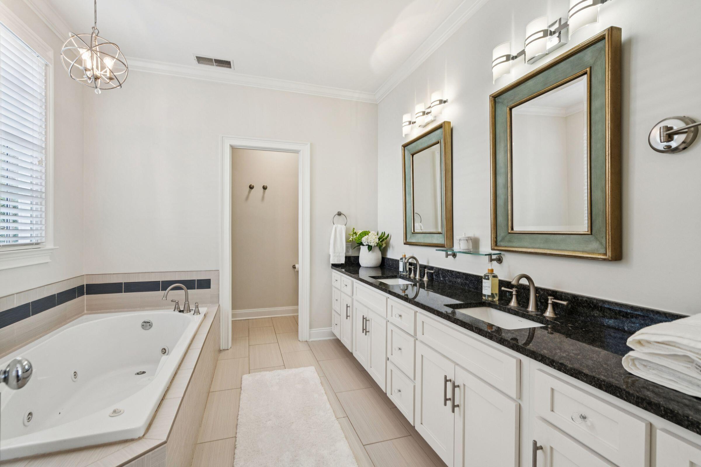 304 North Civitas Street Mount Pleasant, SC 29464 - Photo 29 of 42 304NCivitasSt-KeenEyeMarketing-041