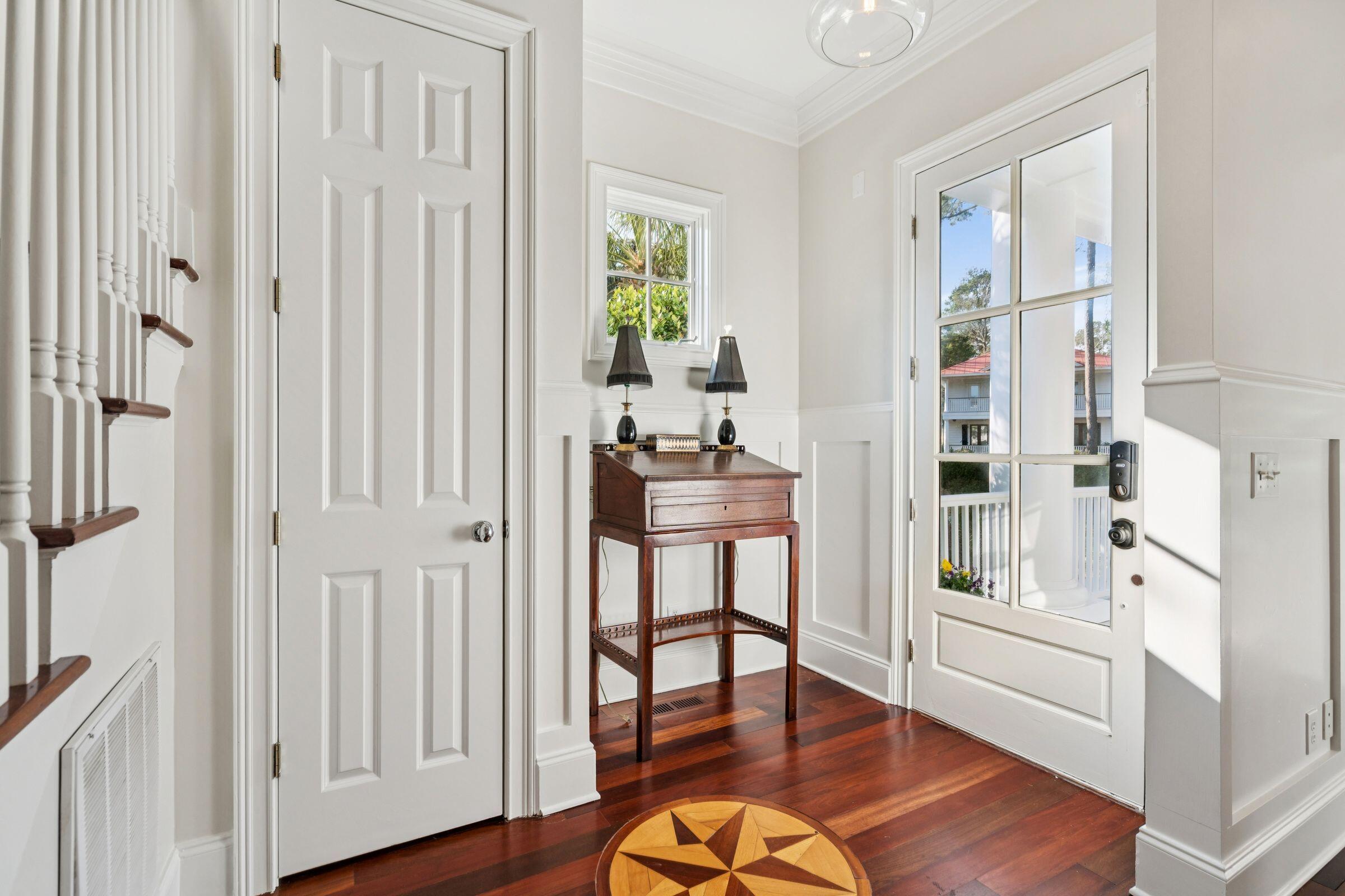 304 North Civitas Street Mount Pleasant, SC 29464 - Photo 8 of 42 304NCivitasSt-KeenEyeMarketing-011