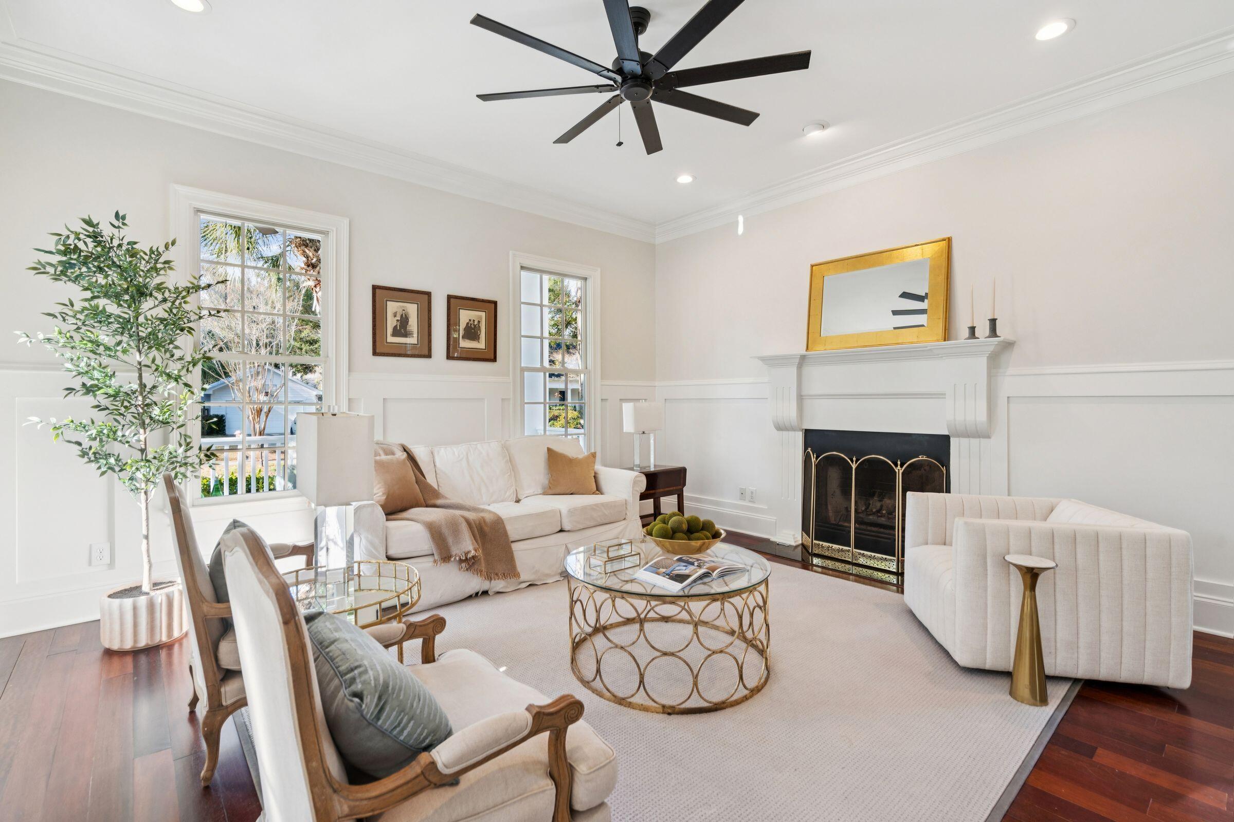 304 North Civitas Street Mount Pleasant, SC 29464 - Photo 9 of 42 304NCivitasSt-KeenEyeMarketing-012