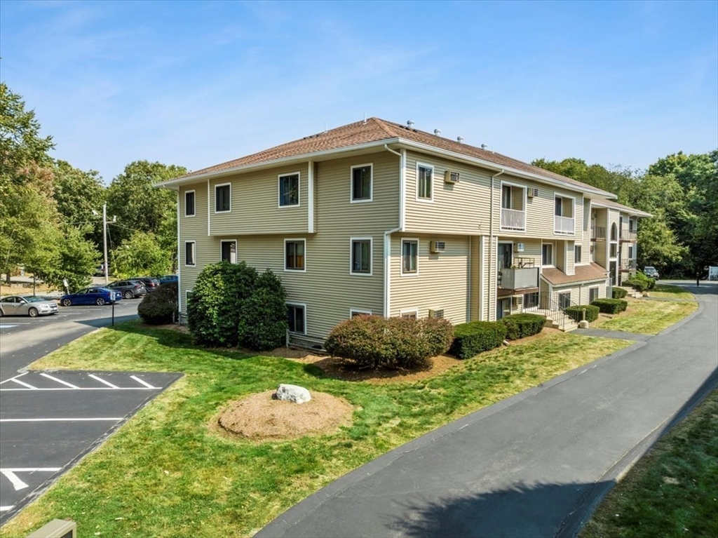 16 Juniper Road, Unit 4 North Attleboro, MA 02760 - Photo 17 of 22 Gallery Image 17