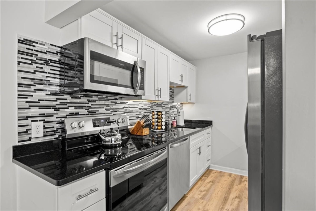 16 Juniper Road, Unit 4 North Attleboro, MA 02760 - Photo 8 of 22 Gallery Image 8