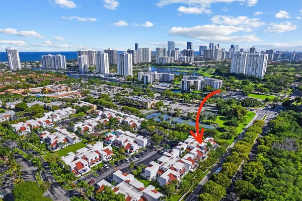 $3,650 | 20900 Leeward Court, Unit 2171, Aventura, FL 33180