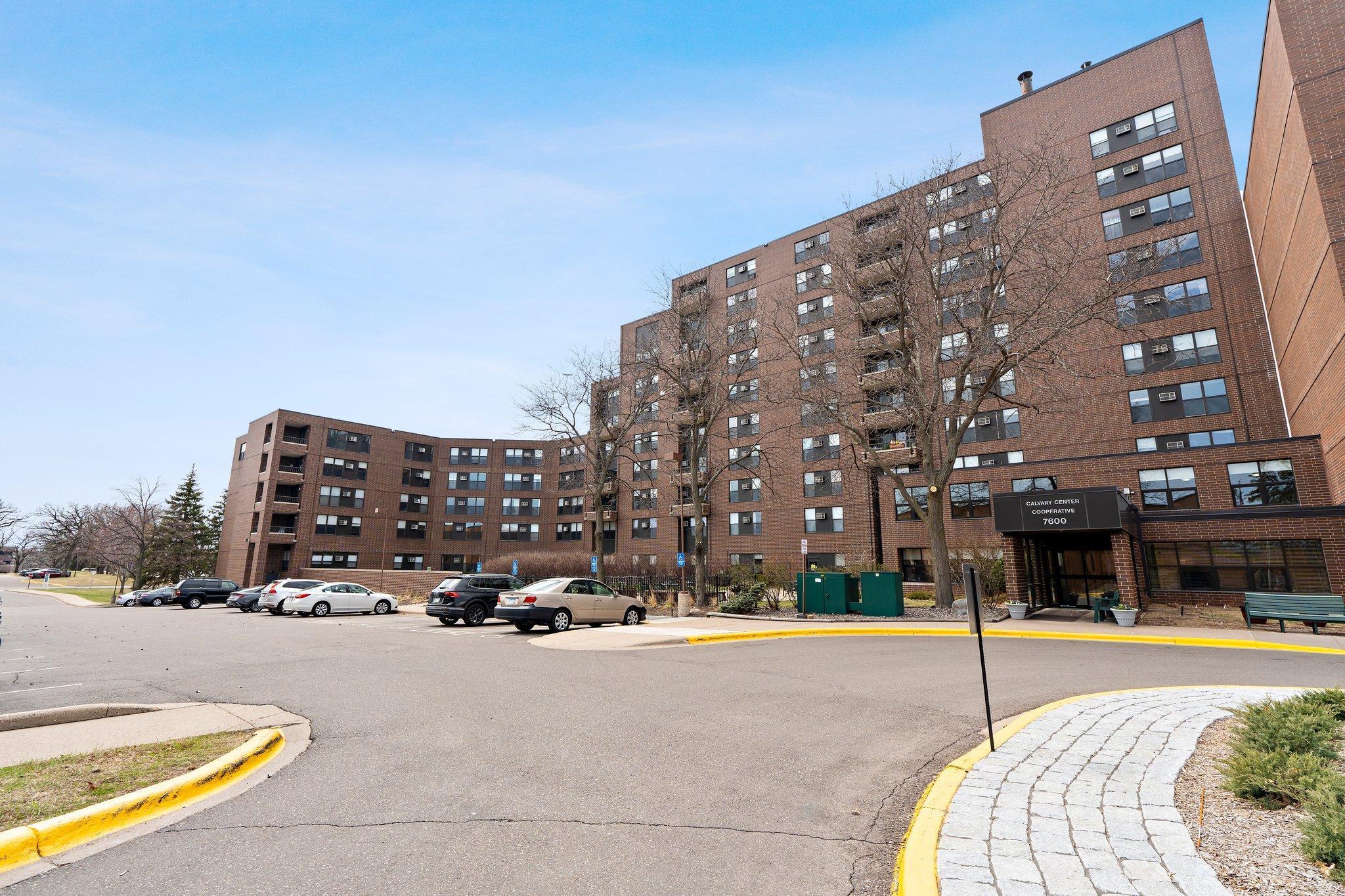 7600 Golden Valley Road, Unit 511 Golden Valley, MN 55427 - Photo 1 of 1