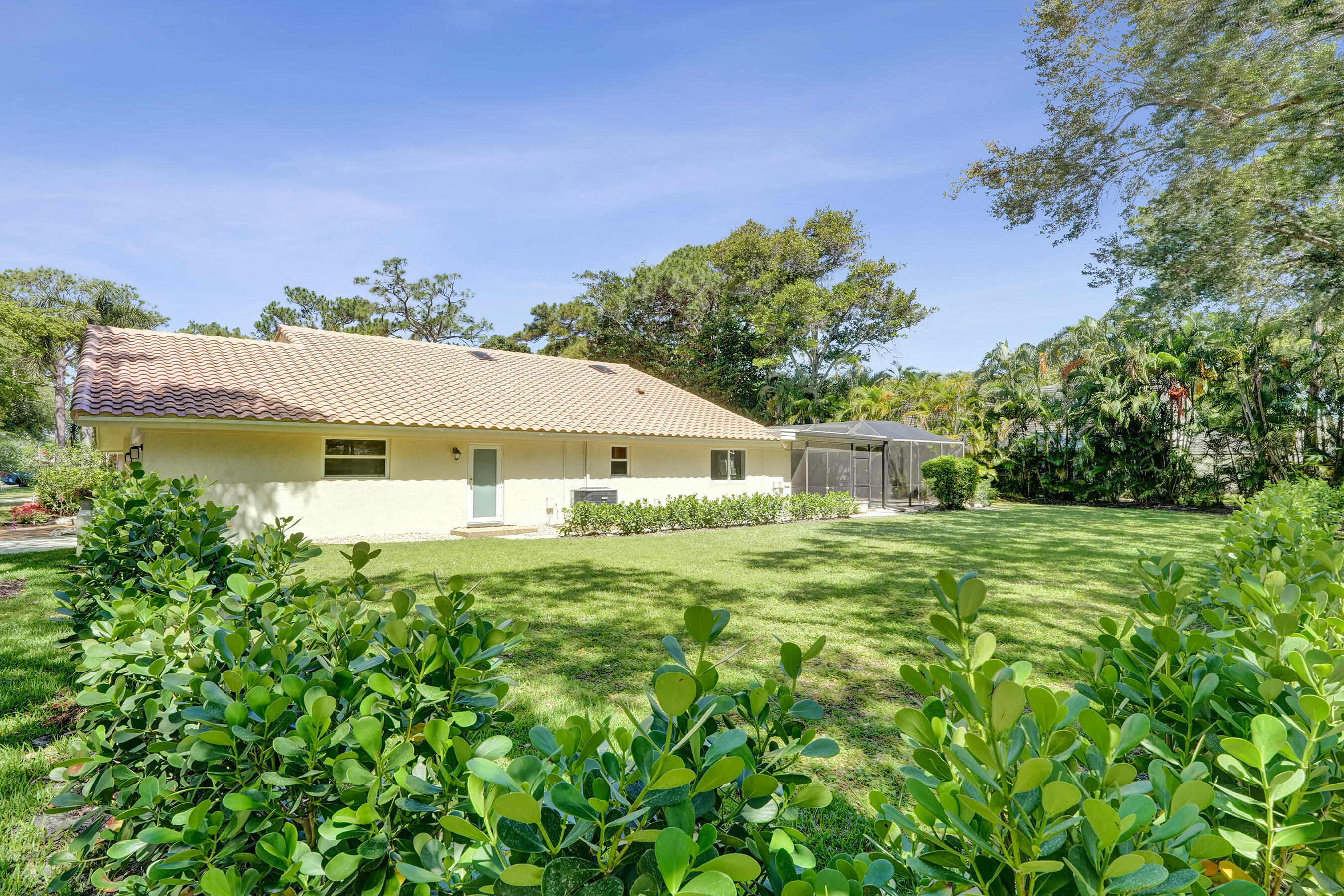 2401 Northwest 39th Street Boca Raton, FL 33431 - Photo 55 of 60 DSC08225