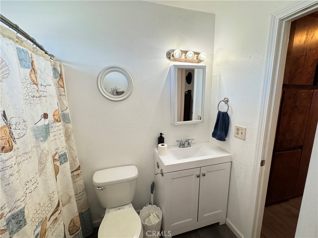 590 South 6th Street Grover Beach, CA 93433 - Photo 56 of 58 Unit B Bathroom