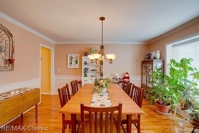 19088 Wayne Road Livonia, MI 48152 - Photo 12 of 25 Formal Dining Room