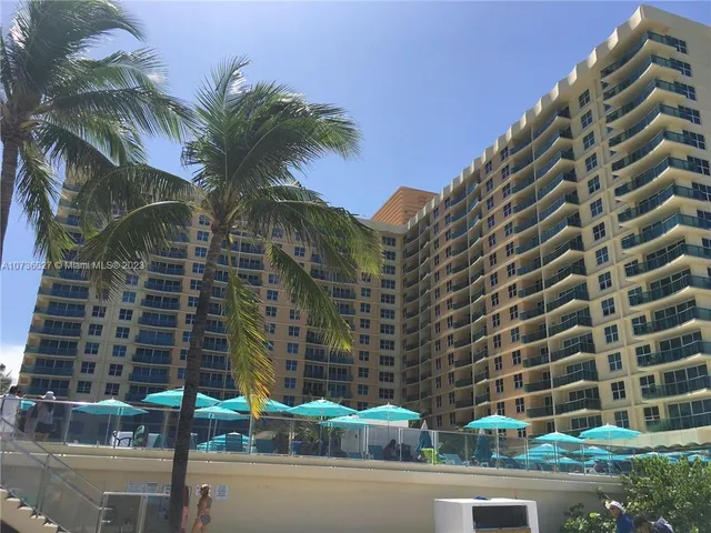 $3,500 | 2501 South Ocean Drive, Unit 1221, Hollywood, FL 33019
