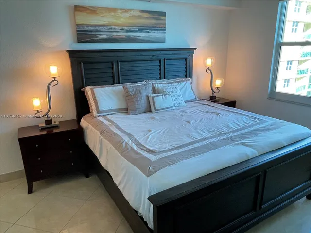 $3,500 | 2501 South Ocean Drive, Unit 1221, Hollywood, FL 33019