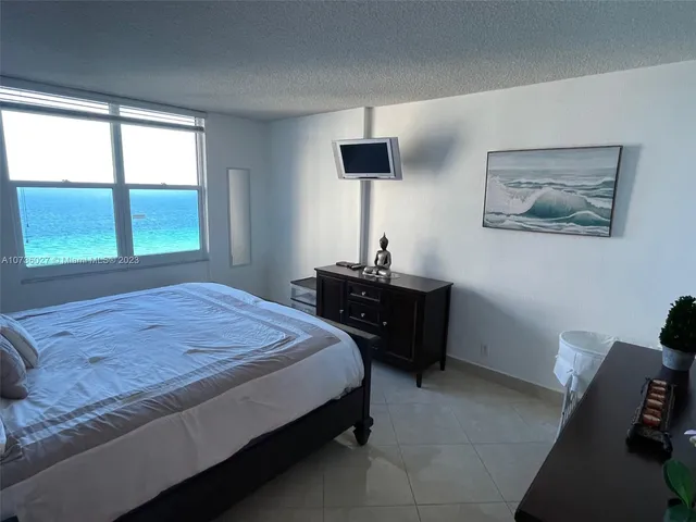 $3,500 | 2501 South Ocean Drive, Unit 1221, Hollywood, FL 33019