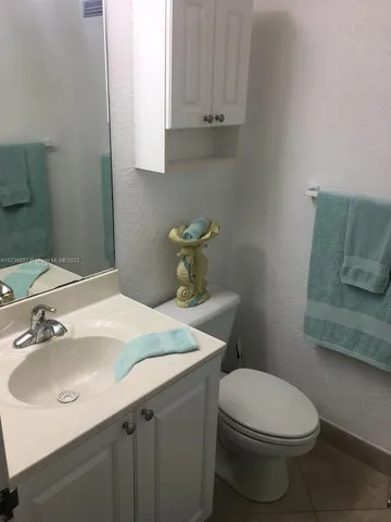 $3,500 | 2501 South Ocean Drive, Unit 1221, Hollywood, FL 33019