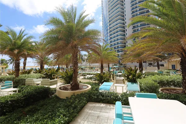 $3,450 | 2501 South Ocean Drive, Unit 1221, Hollywood, FL 33019