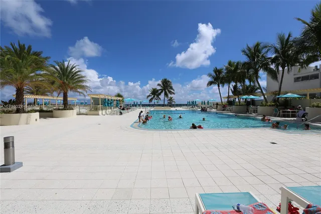 $3,500 | 2501 South Ocean Drive, Unit 1221, Hollywood, FL 33019