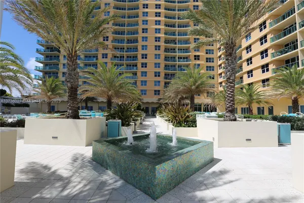 $3,450 | 2501 South Ocean Drive, Unit 1221, Hollywood, FL 33019