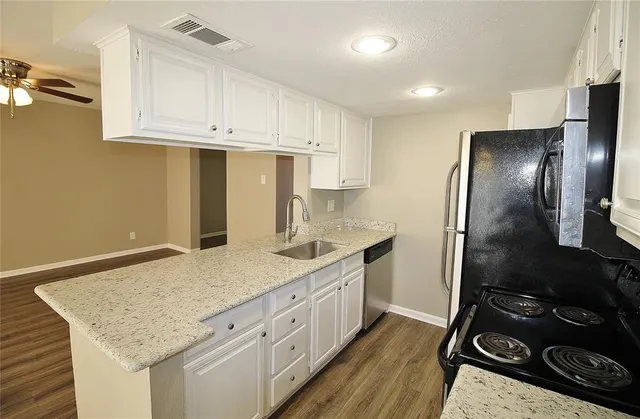$1,250 | 4544 Chaha Road, Unit 205, Garland, TX 75043