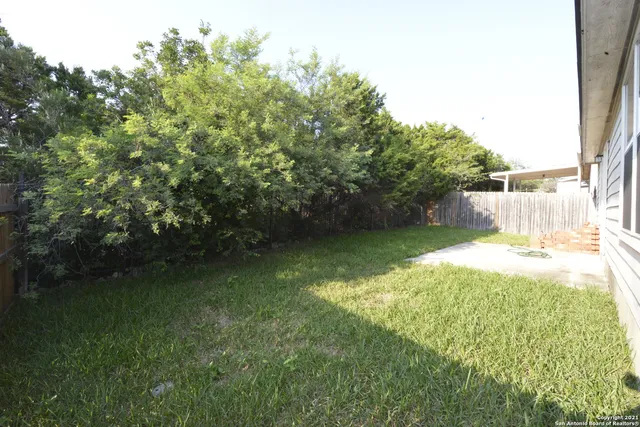 $1,995 | 15515 Robin Feather, San Antonio, TX 78255