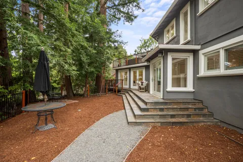 $3,250,000 | 25 Woodhue Court, Redwood City, CA 94062