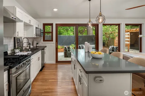 $1,245,000 | 15634 Southeast 8th Street, Bellevue, WA 98008