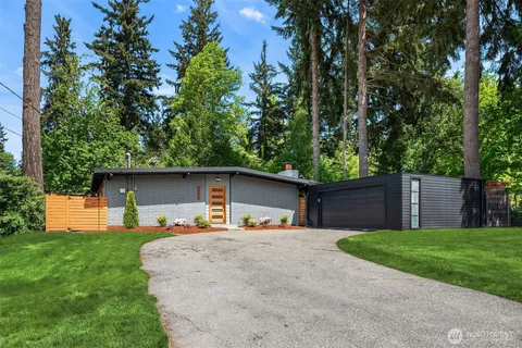$1,245,000 | 15634 Southeast 8th Street, Bellevue, WA 98008