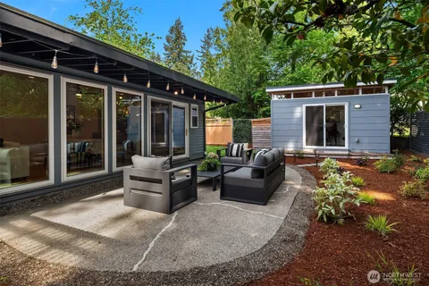 $1,245,000 | 15634 Southeast 8th Street, Bellevue, WA 98008