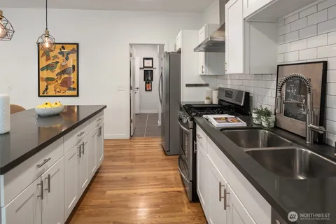 $1,245,000 | 15634 Southeast 8th Street, Bellevue, WA 98008
