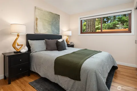 $1,245,000 | 15634 Southeast 8th Street, Bellevue, WA 98008