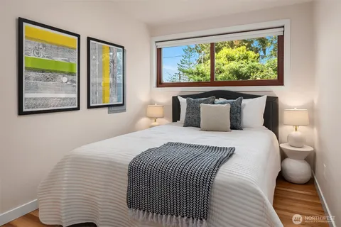 $1,245,000 | 15634 Southeast 8th Street, Bellevue, WA 98008