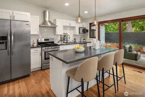 $1,245,000 | 15634 Southeast 8th Street, Bellevue, WA 98008