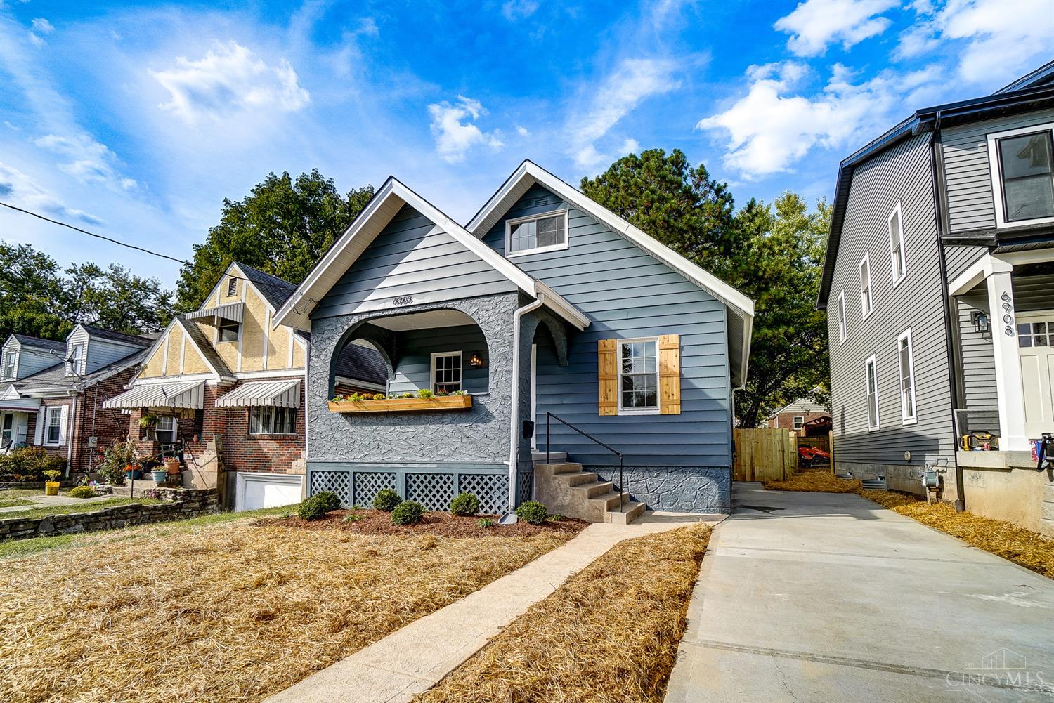 6906 Roe Street Cincinnati, OH 45227 - Photo 1 of 21 Gallery Image 1