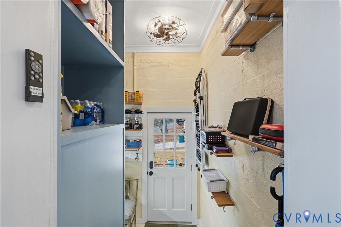 5800 West Rois Road Richmond, VA 23227 - Photo 24 of 32 a view of workspace with wooden floor windows and cabinet
