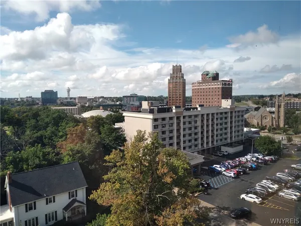 $189,900 | 151 Buffalo Avenue, Unit 611, Niagara Falls, NY 14303