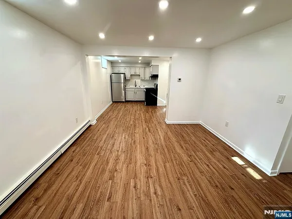 $1,850 | 174 Maple Street, Fairview, NJ 07022