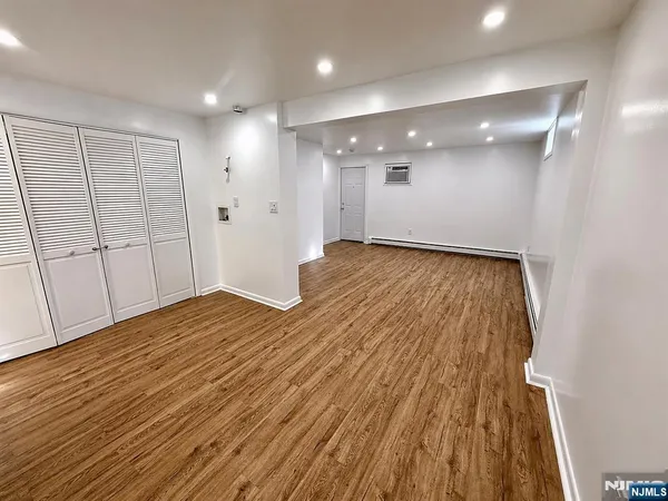 $1,850 | 174 Maple Street, Fairview, NJ 07022